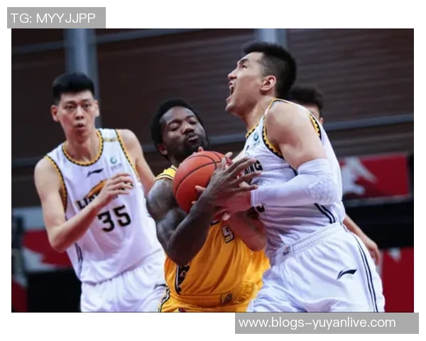 广东宏远迎战台湾璞园争夺篮球荣耀精彩对决引发球迷热烈期待