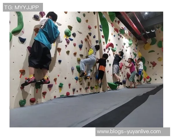 成都滑板精英赛点评：攀岩队状态与表现的全面分析与反思